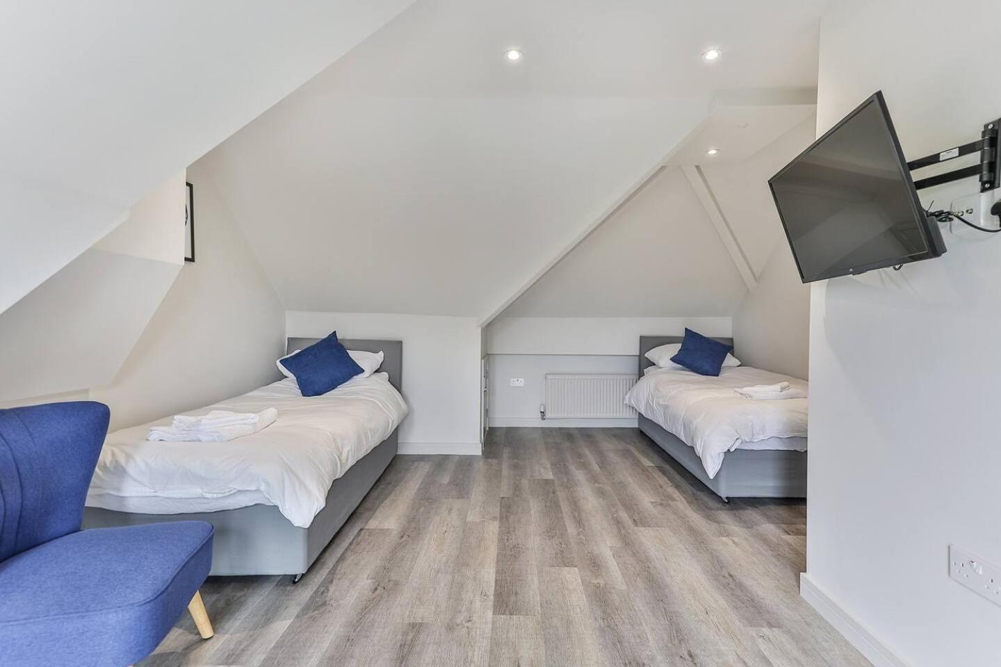 Newly Renovated 3 Bed 2 Bath Apartment & Parking Sheffield Exteriér fotografie