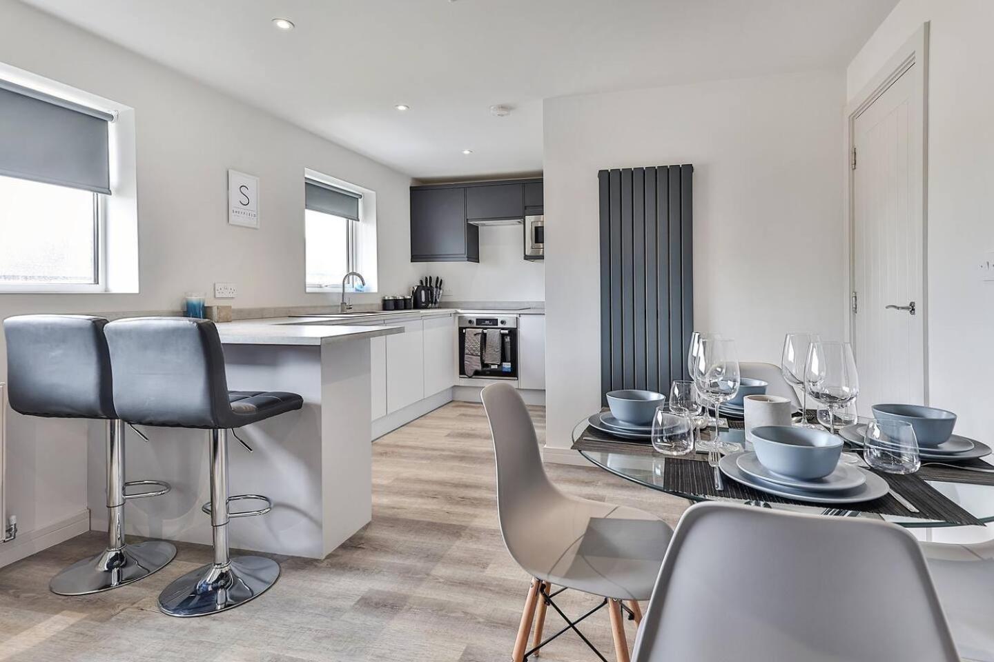 Newly Renovated 3 Bed 2 Bath Apartment & Parking Sheffield Exteriér fotografie