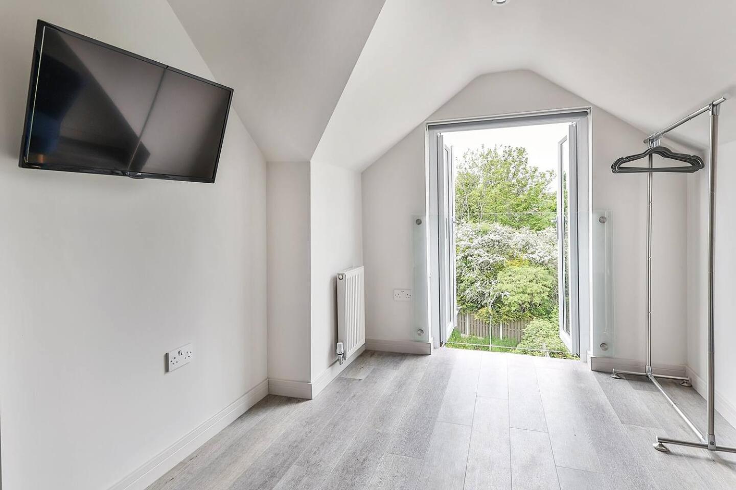 Newly Renovated 3 Bed 2 Bath Apartment & Parking Sheffield Exteriér fotografie