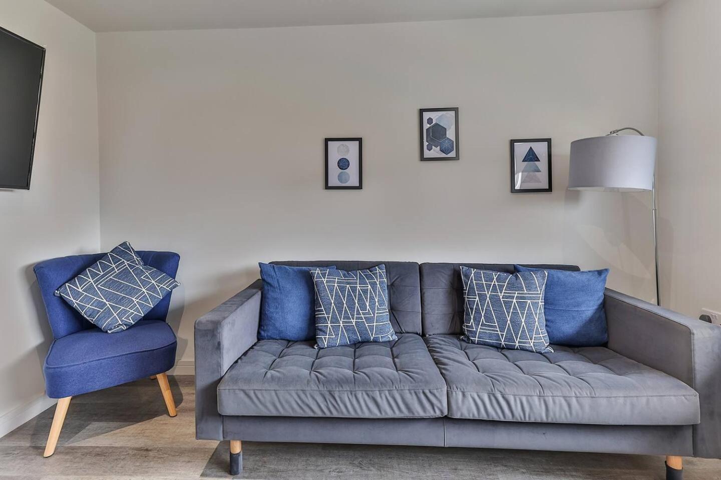 Newly Renovated 3 Bed 2 Bath Apartment & Parking Sheffield Exteriér fotografie