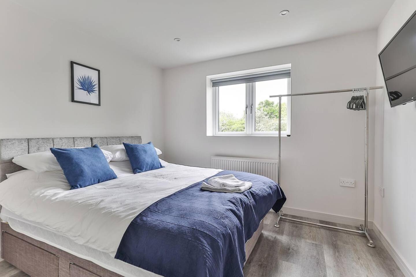 Newly Renovated 3 Bed 2 Bath Apartment & Parking Sheffield Exteriér fotografie