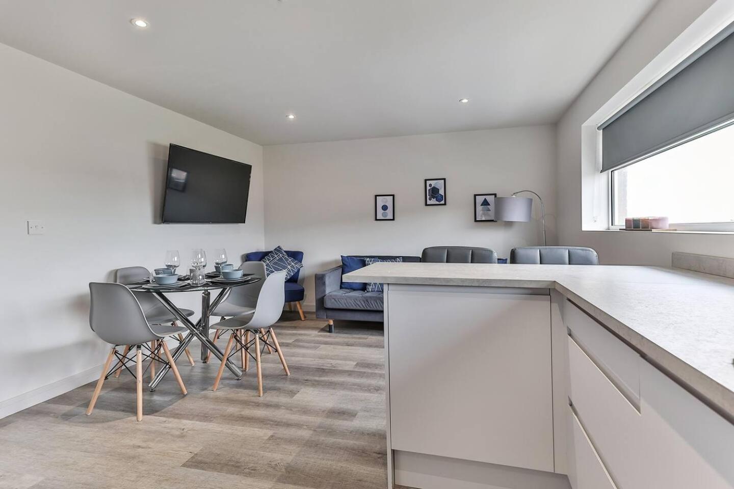 Newly Renovated 3 Bed 2 Bath Apartment & Parking Sheffield Exteriér fotografie