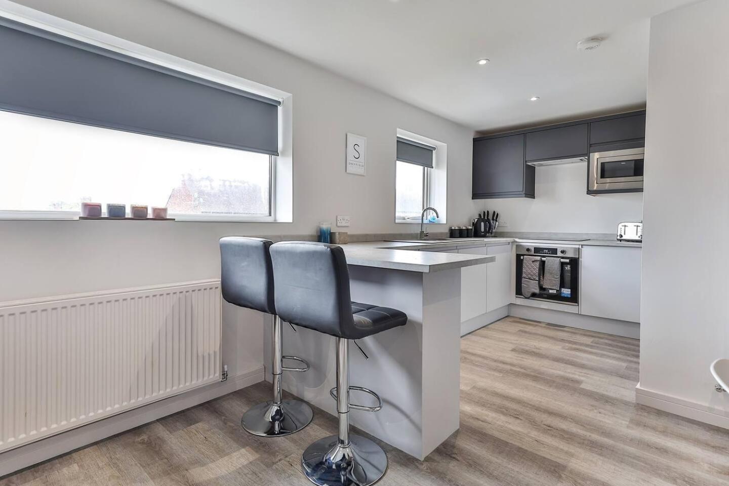 Newly Renovated 3 Bed 2 Bath Apartment & Parking Sheffield Exteriér fotografie